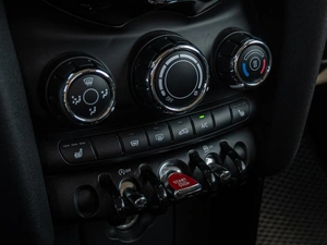 Хетчбэк MINI Cooper 2020 года, 2170000 рублей, Краснодар
