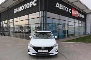 Седан Hyundai Solaris 2020 года, 1527000 рублей, Мирное