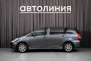 Минивэн Toyota Wish 2003 года, 725000 рублей, Красноярск