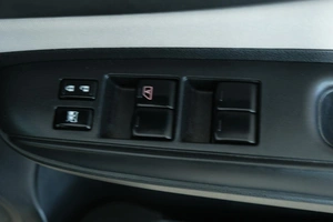 Хетчбэк Nissan Note 2017 года, 999000 рублей, Омск