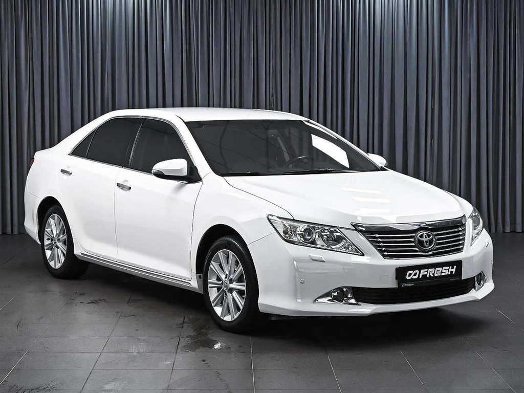 Седан Toyota Camry 2013 года, 1749000 рублей, Ставрополь
