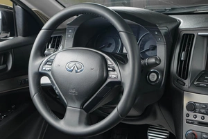 Седан Infiniti G25 2011 года, 1479000 рублей, Тюмень