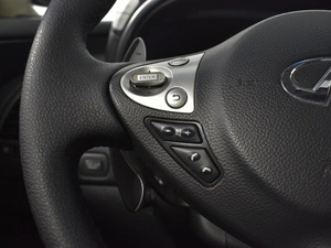 Внедорожник Infiniti QX70 2014 года, 1697200 рублей, Казань