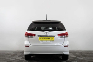 Минивэн Toyota Wish 2012 года, 1189000 рублей, Сургут