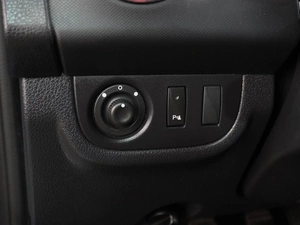 Хетчбэк Renault Sandero 2017 года, 1020000 рублей, Воронеж