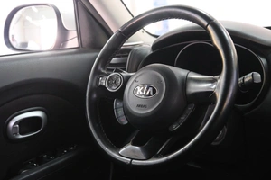 Хетчбэк Kia Soul 2015 года, 1249000 рублей, Омск