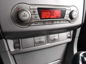 Седан Ford Focus 2011 года, 639000 рублей, Воронеж