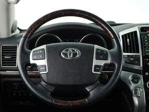 Внедорожник Toyota Land Cruiser 2014 года, 4945055 рублей, Москва