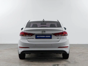 Седан Hyundai Elantra 2017 года, 1587077 рублей, Москва
