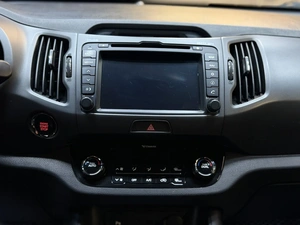 Внедорожник Kia Sportage 2012 года, 1277000 рублей, Красноярск