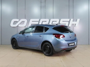 Хетчбэк Opel Astra 2010 года, 699000 рублей, Воронеж