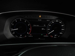 Внедорожник Volkswagen Tiguan 2018 года, 2054000 рублей, Воронеж