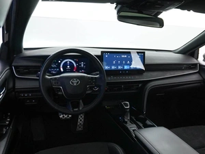 Седан Toyota Camry 2024 года, 3355632 рублей, Москва