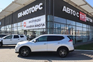 Внедорожник Nissan X-Trail 2015 года, 1730000 рублей, Мирное