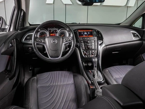 Хетчбэк Opel Astra 2014 года, 1049000 рублей, Воронеж