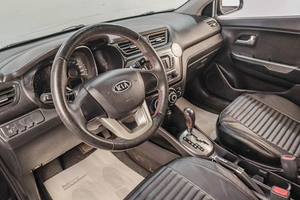 Седан Kia Rio 2012 года, 899000 рублей, Челябинск