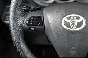 Внедорожник Toyota RAV4 2011 года, 1359000 рублей, Тюмень