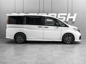 Минивэн Honda Stepwgn 2017 года, 2299000 рублей, Тюмень