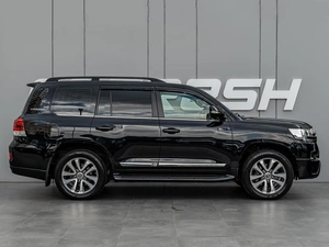 Внедорожник Toyota Land Cruiser 2016 года, 6350000 рублей, Краснодар