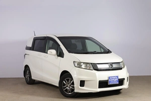 Минивэн Honda Freed 2015 года, 1279000 рублей, Новосибирск