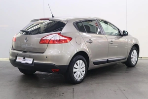 Хэтчбек Renault Megane 2011 года, 790000 рублей, Брянск