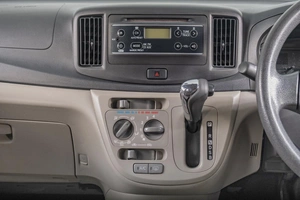 Хетчбэк Daihatsu Mira e:S 2015 года, 449000 рублей, Томск