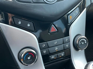 Седан Chevrolet Cruze 2014 года, 782000 рублей, Ижевск