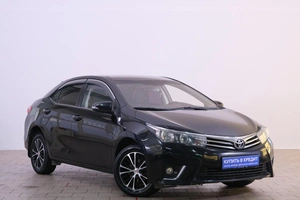 Седан Toyota Corolla 2014 года, 1399000 рублей, Омск