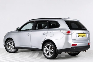 Внедорожник Mitsubishi Outlander 2013 года, 1399000 рублей, Челябинск