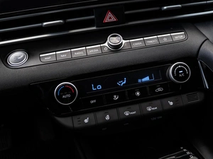 Седан Hyundai Elantra 2023 года, 2089000 рублей, Краснодар