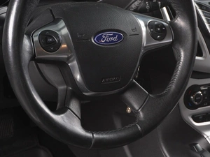 Хетчбэк Ford Focus 2013 года, 1049000 рублей, Минеральные Воды