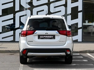 Внедорожник Mitsubishi Outlander 2015 года, 1799000 рублей, Волгоград