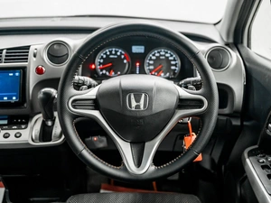 Минивэн Honda Stream 2010 года, 1170000 рублей, Красноярск