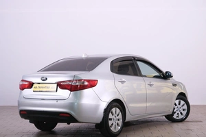 Седан Kia Rio 2014 года, 699000 рублей, Омск