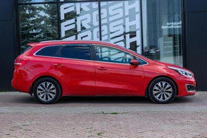 Универсал Kia Ceed 2015 года, 999000 рублей, Ульяновск