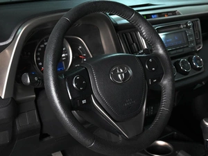 Внедорожник Toyota RAV4 2013 года, 1879000 рублей, Ростов-на-Дону
