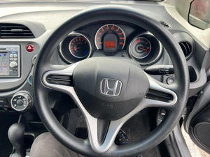 Хетчбэк Honda Fit 2012 года, 649000 рублей, Красноярск