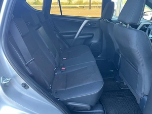 Внедорожник Toyota RAV4 2018 года, 2790000 рублей, Абакан