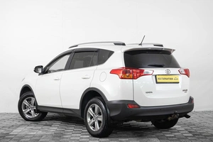 Внедорожник Toyota RAV4 2015 года, 2649000 рублей, Кемерово