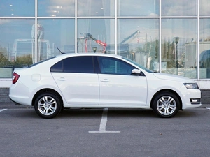 Лифтбек Skoda Rapid 2018 года, 1390000 рублей, Нижний Новгород