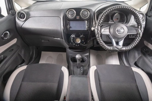 Хетчбэк Nissan Note 2018 года, 1089000 рублей, Томск