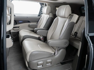 Минивэн Kia Carnival 2022 года, 4300000 рублей, Тюмень