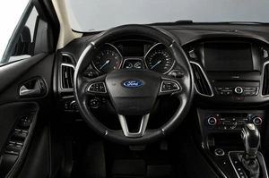 Седан Ford Focus 2018 года, 1049000 рублей, Челябинск