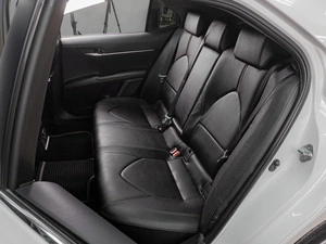 Седан Toyota Camry 2021 года, 3199000 рублей, Тюмень