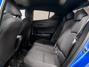 Внедорожник Toyota C-HR 2018 года, 2480000 рублей, Красноярск