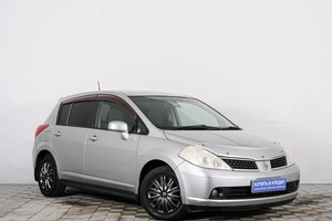 Седан Nissan Tiida 2004 года, 689000 рублей, Красноярск