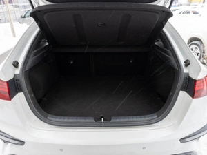 Хетчбэк Kia K3 2021 года, 2929000 рублей, Саратов