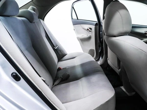 Седан Toyota Corolla Axio 2009 года, 790000 рублей, Красноярск