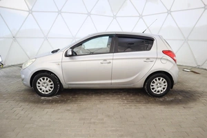 Хэтчбек Hyundai i20 2010 года, 600000 рублей, Обнинск