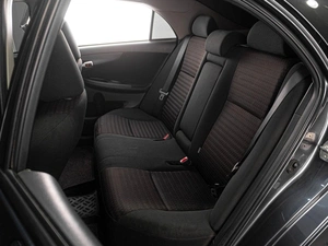 Седан Toyota Corolla 2011 года, 1139000 рублей, Тюмень